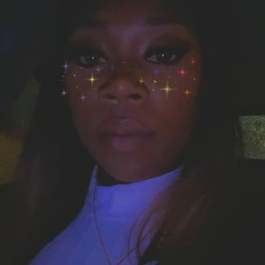 Meet your Posher, Dessa